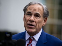 Abbott threatens to remove 10 Democratic districts from Texas