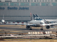 Delta Air Lines plane in Mexico City