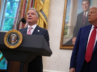 Trump and special envoy Witkoff meet in the Oval Office.